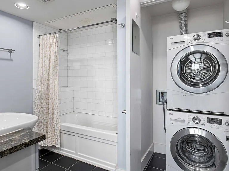 300 Bowie St #1808 — Photo 16