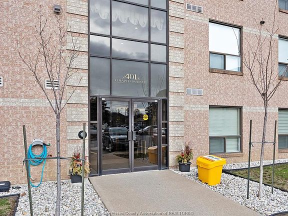 3rd image of 401 Grand Marais Rd W #203
