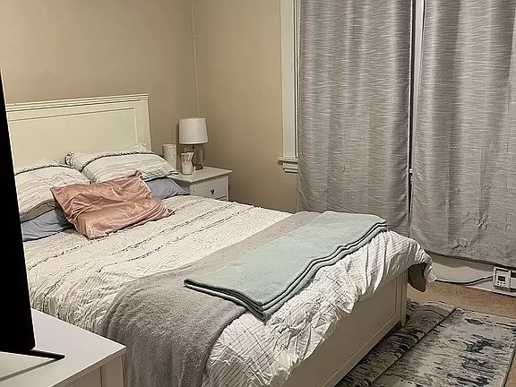 3rd image of 3633 Herschel Ave