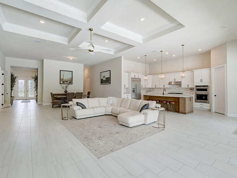 9234 Balsamo Dr — Photo 7