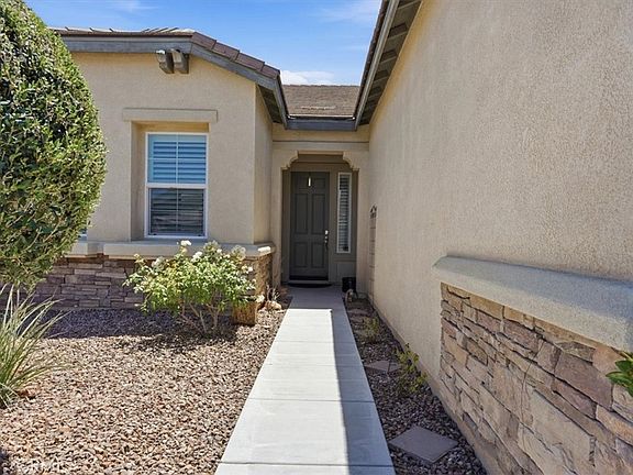 4th image of 19423 Crystal Springs Ln