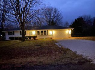 13515 Laurel St, Manito, IL 61546