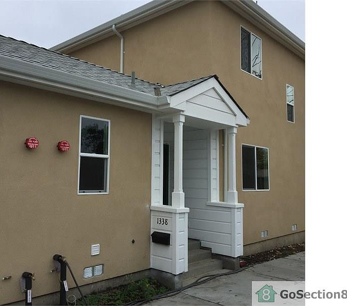 1st image of 1330 S Almaden Ave