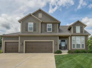 10918 S Cornice St, Olathe, KS 66061