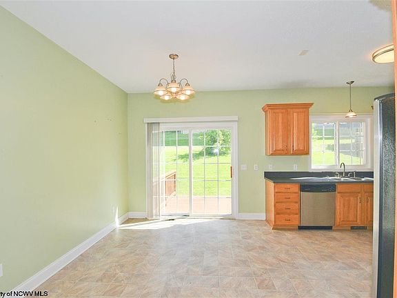 2nd image of 1004 W Canyon Dr
