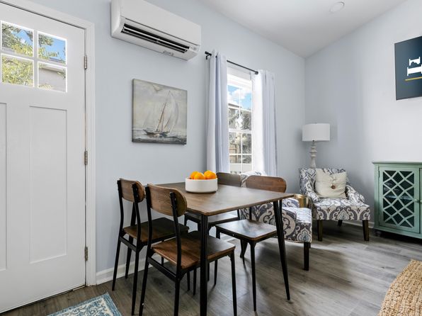 charleston-south-carolina-2057762737 picture