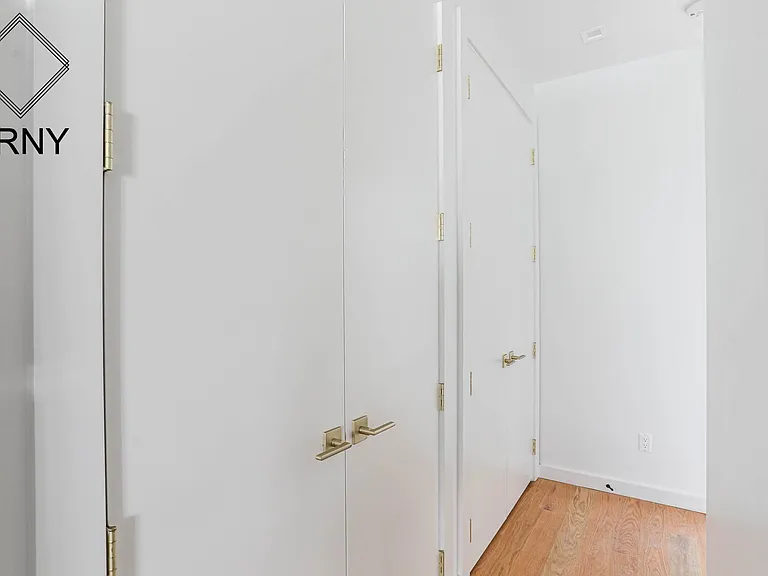 350 Rutland Rd #3B — Photo 6
