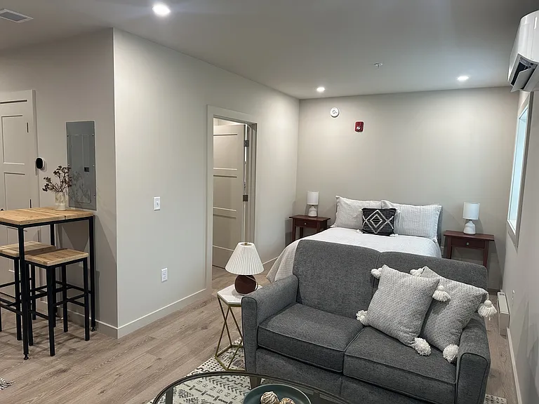 4 Laurel Hill Dr #3 — Photo 8