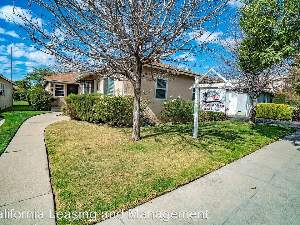 1st image of 2047 N Parish Pl