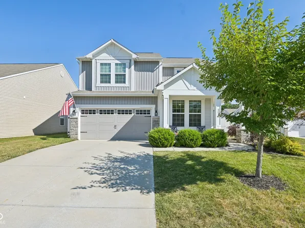 6818 Park Grove Blvd, Whitestown, IN 46075