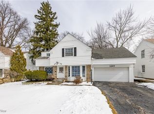 1289 Hereford Rd, Cleveland Heights, OH