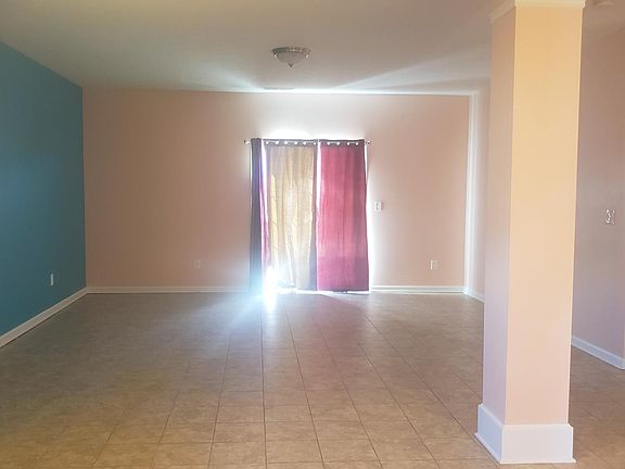 4th image of 8309 Ballyshannon Dr