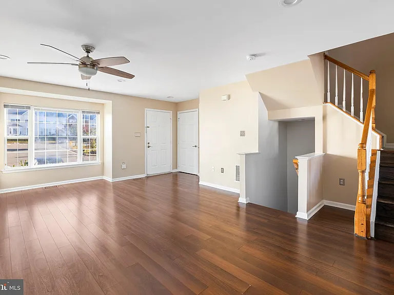 3343 Cape May Ct — Photo 7