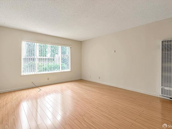 3rd image of 43610-43620 Ellsworth St