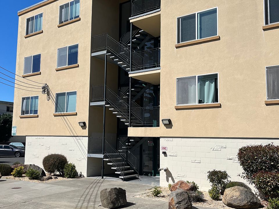1st image of 3565 Dimond Ave #27