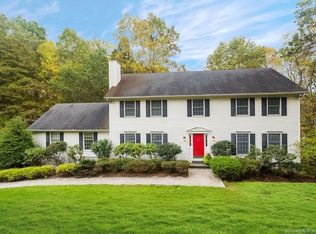 169 Middle River Rd, Danbury, CT 06811