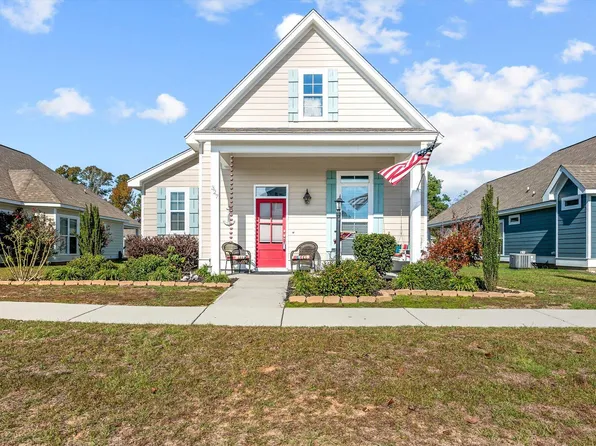327 Legacy Blvd, Hattiesburg, MS 39402