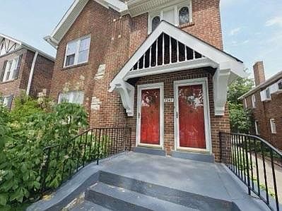 1st image of 7347 Lindell Blvd #1