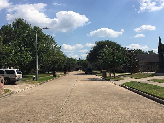 4th image of 12223 Ashley Circle Dr E