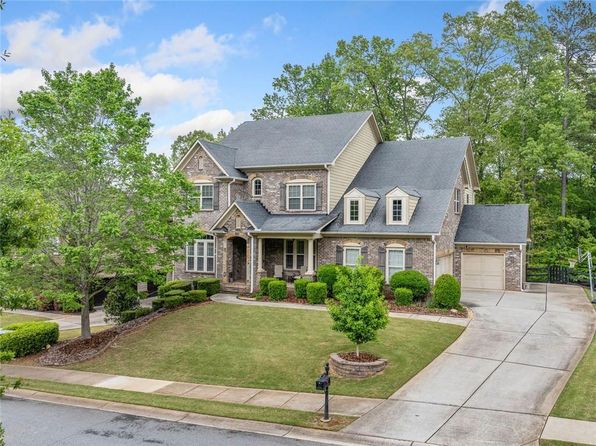 626 Oakbourne Way, Woodstock, GA 30188