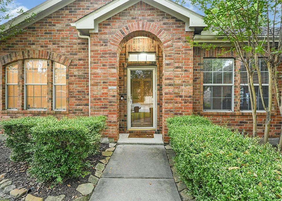 18011 Outback Lakes Trl