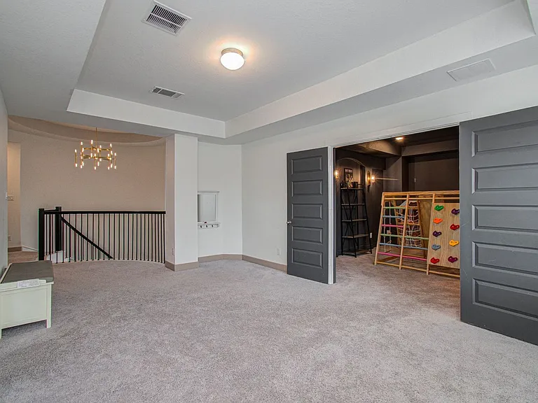 4211 Limestone Ter — Photo 16
