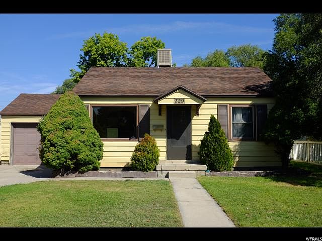 1st image of 329 E Maxwell Ln