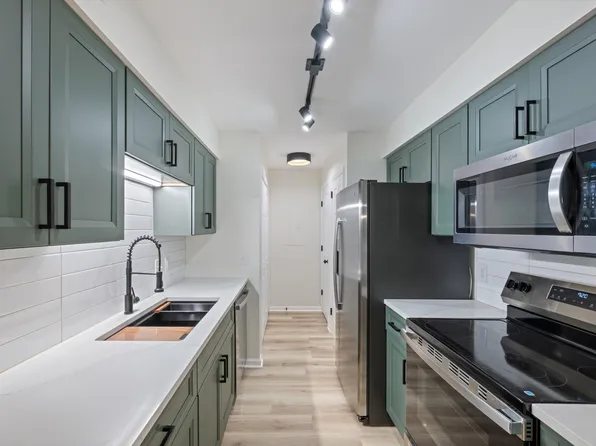 142 Brooke Castle Dr, Hermitage, TN 37076