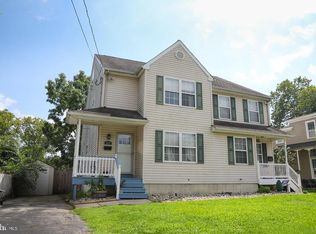 924 9th Ave, Prospect Park, PA 19076