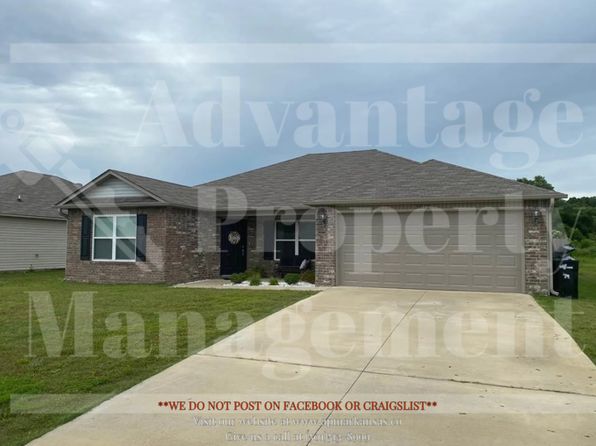 3010 Alderwood Dr