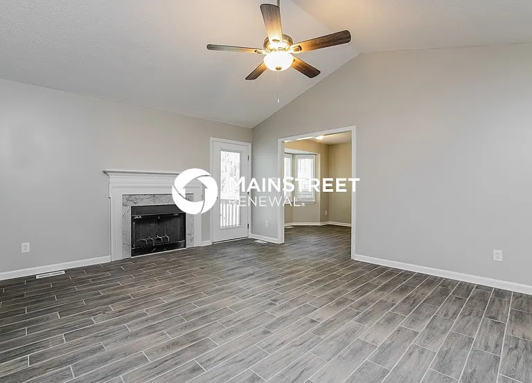 6408 Silver Spring Ct — Photo 3