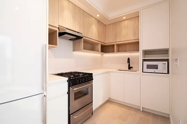 Rented by REAL New York | media 4