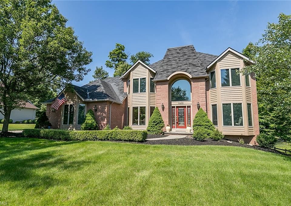 1st image of 8469 Hunting Dr