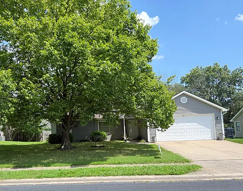 5020 Glencairn Dr Photo 1