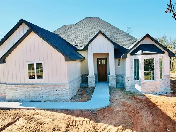 16101 Vernon Cir, Newalla, OK 74857