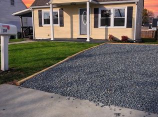 308 Holy Cross Rd, Baltimore, MD 21225