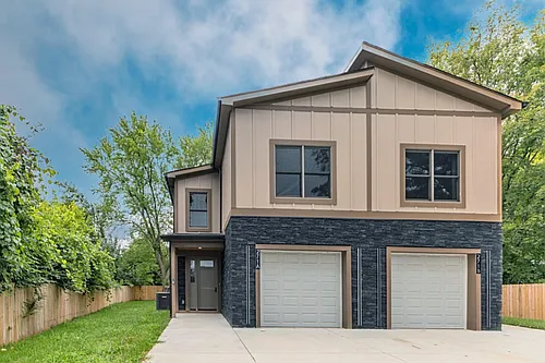 271 Garry Dr #A Photo 1 271 Garry Dr #A Photo 1