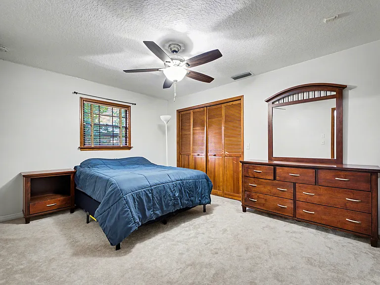 523 Princewood Dr — Photo 31