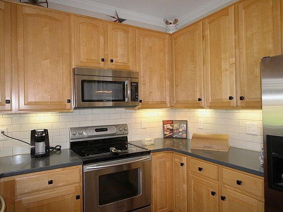 5th image of 6214 Whileaway Dr