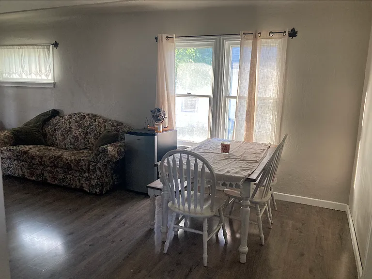 11 Idaho Ave — Photo 5