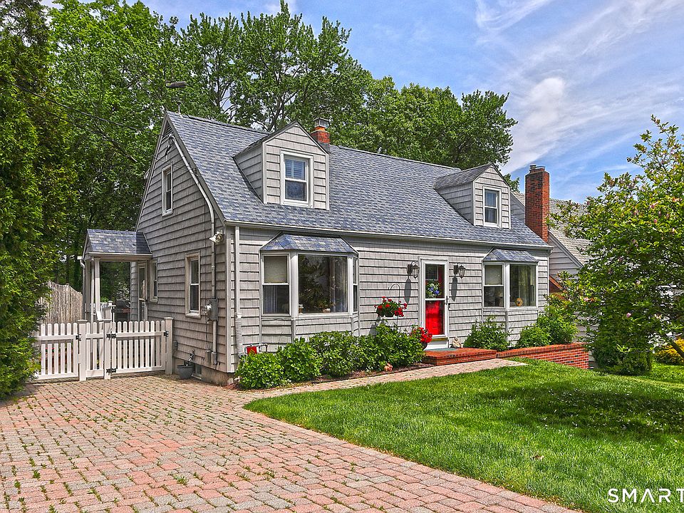 1st image of 137 Lake Street