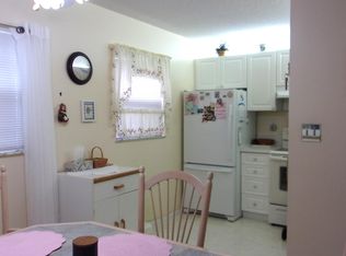 1225 NW 21st St APT 102, Stuart, FL 34994