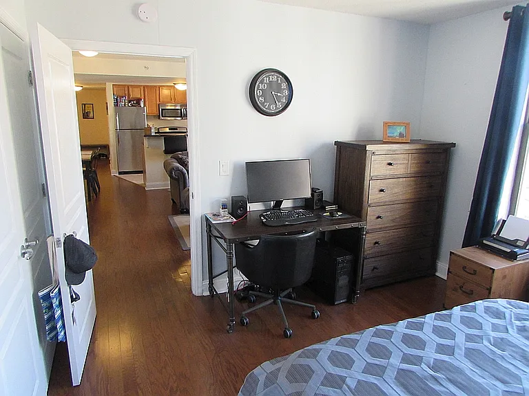 4301 Park Ave #8 — Photo 9