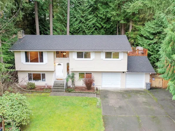14329 64TH Avenue W, Edmonds, WA 98026