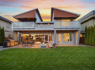 3768 River Rd, Richmond, BC V7C5M5