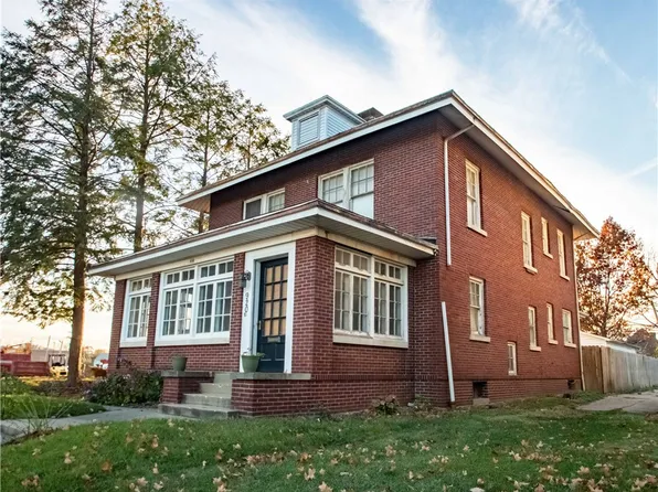 920 N Vermilion St, Danville, IL 61832