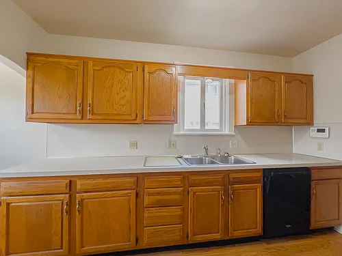 464 Shasta Dr — Photo 13