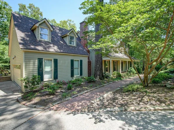 17 Glenleigh Dr, Little Rock, AR 72227