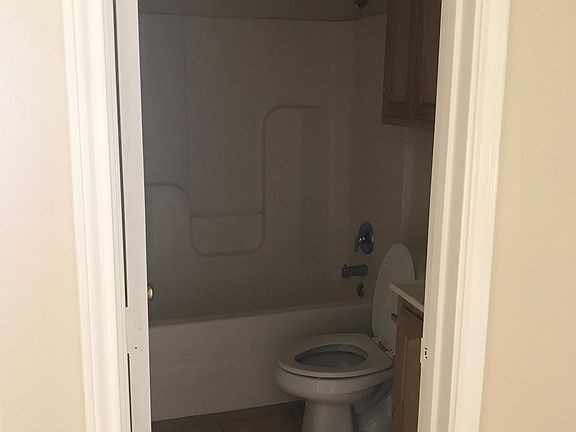 5th image of 2110 Carlos St APT 3