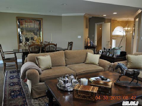 3rd image of 46 Clubside Dr